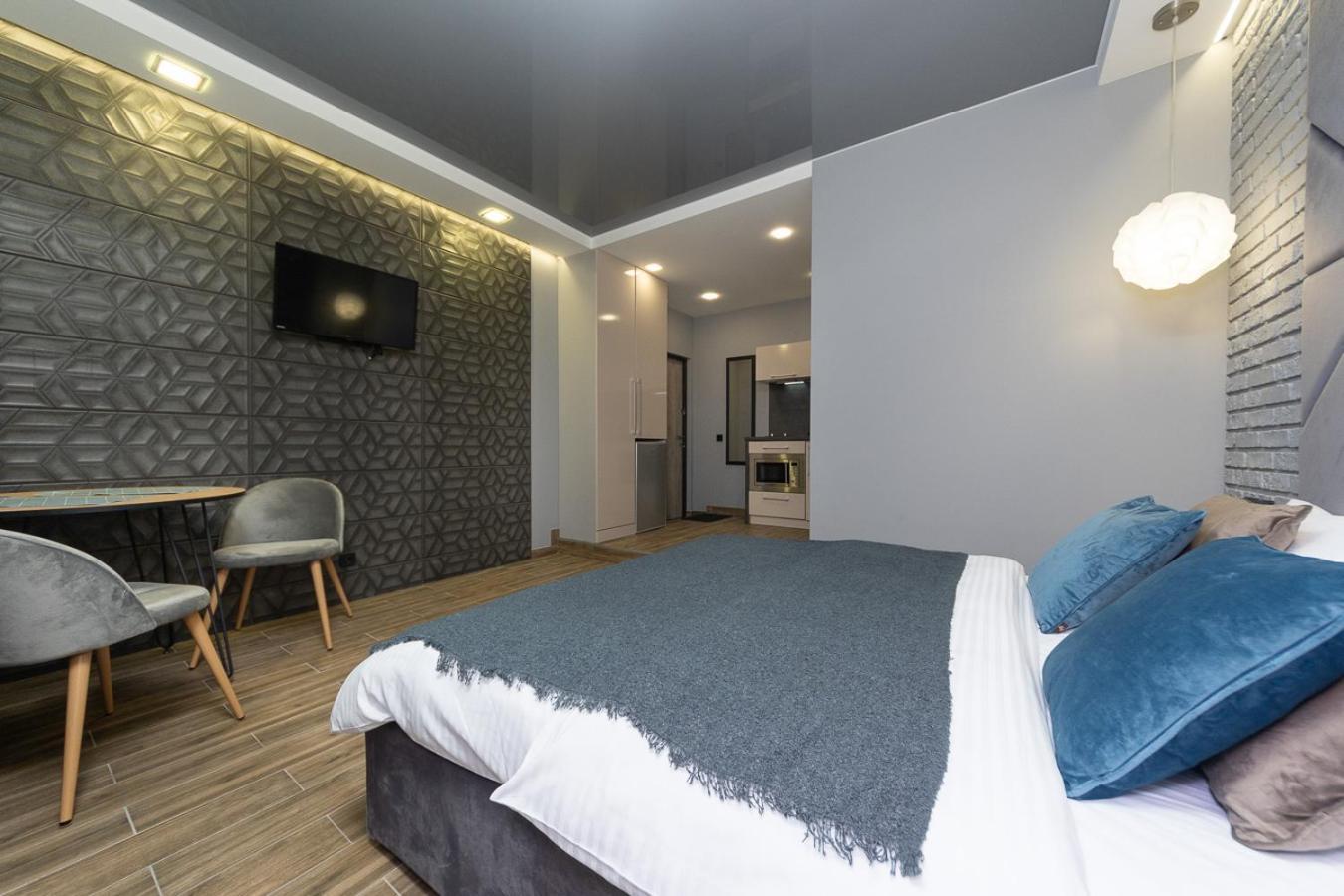 Tomas Apartments Киев Экстерьер фото