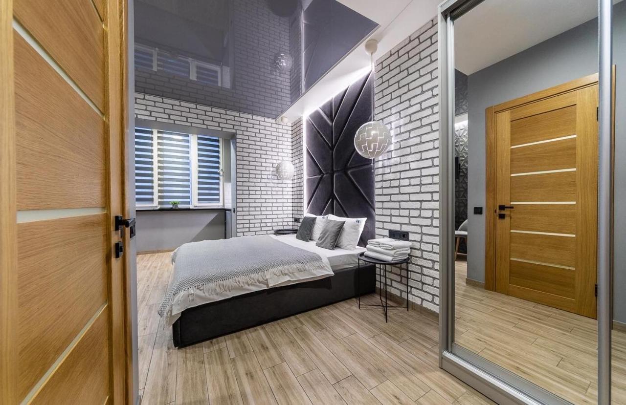Tomas Apartments Киев Экстерьер фото