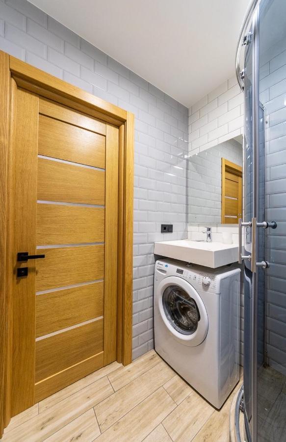 Tomas Apartments Киев Экстерьер фото