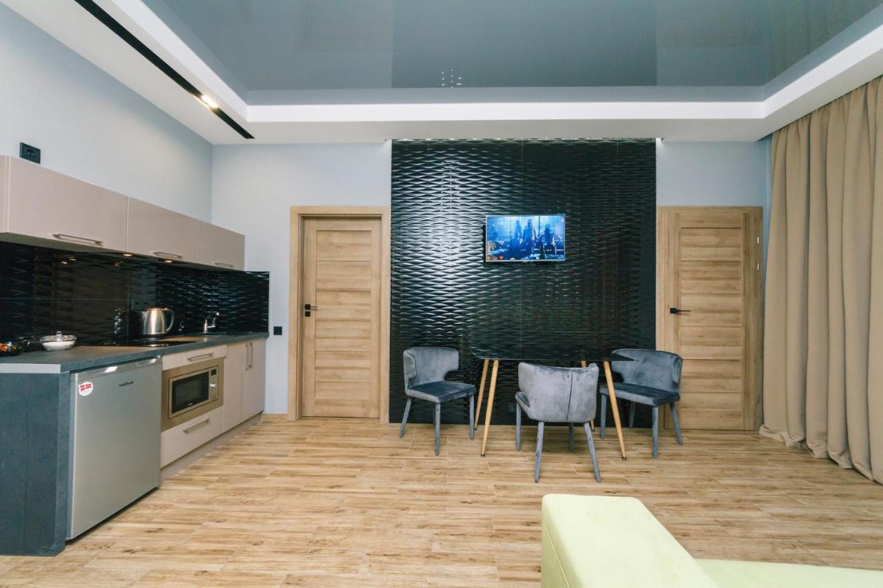 Tomas Apartments Киев Экстерьер фото